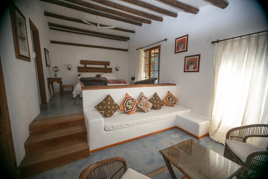 Refugio Misterios Del Elqui Bed and Breakfast Pisco Elqui Buitenkant foto